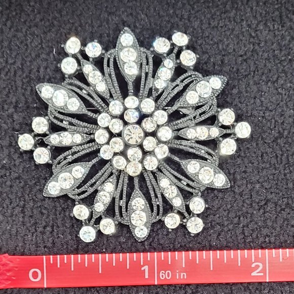 Premier Designs Necklace - Picture 3 of 6